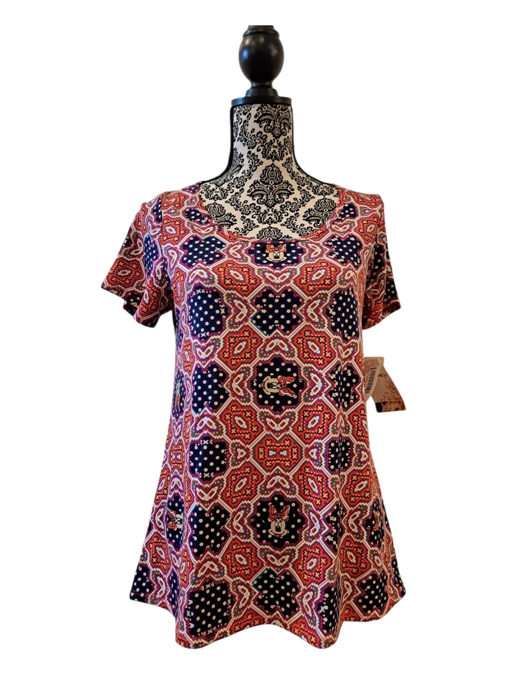 LuLaRoe classic T minnie Scoop Neck Printed Tunic Navy & Red size S